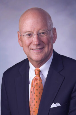 henrichwilliam William L. Henrich, MD, MACP